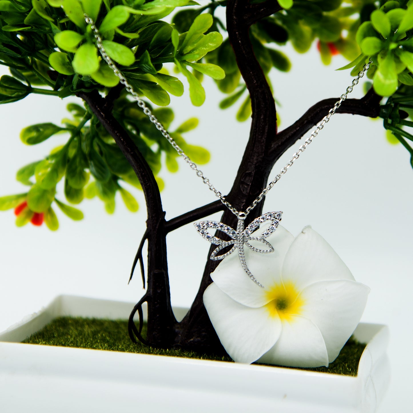 Tail ButterFly (chain with pendant)